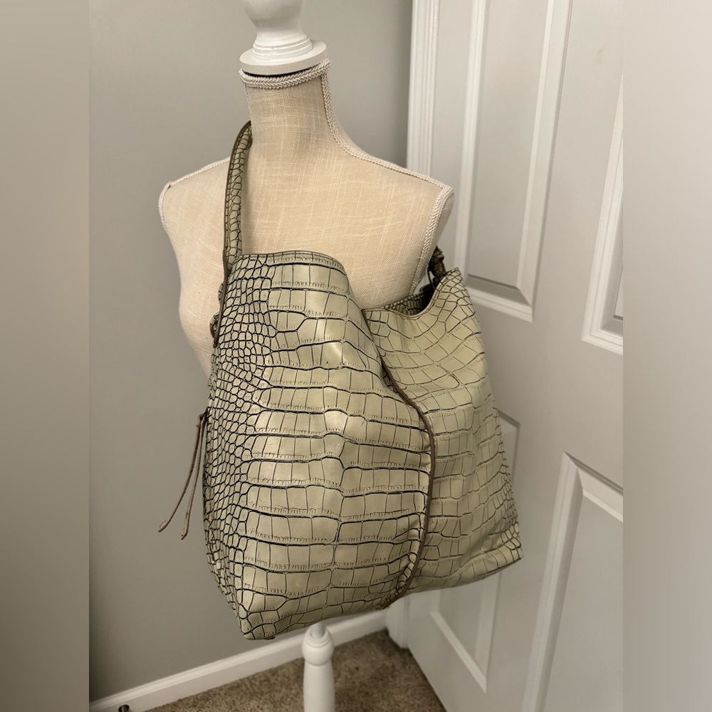 Vera Wang Large Bag